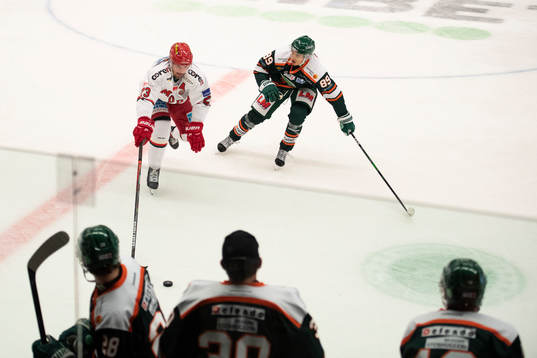 Modos Daniel Sylwander och Kristianstads Lucas Edmonds