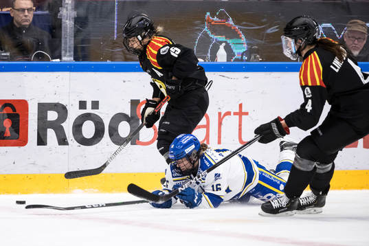 Brynäs Lara Stalder och Leksands Kajsa Armborg