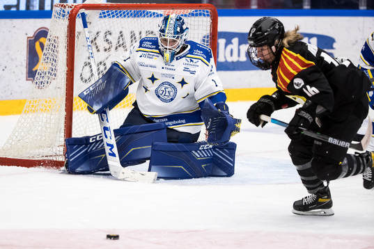 Leksands målvakt Eveliina Suonpää