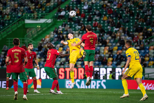 Viktor Claesson of Sweden against Danilo and Ruben Dias of
