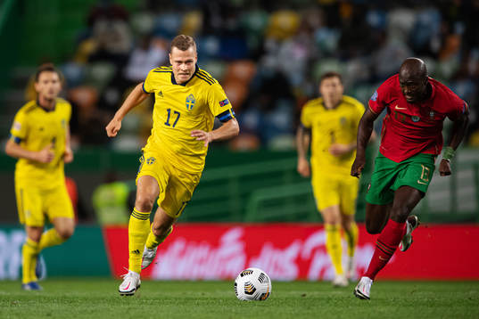 Viktor Claesson of Sweden and Danilo of Portugal