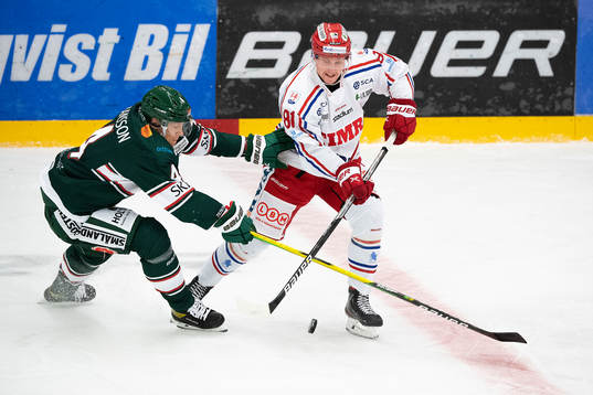 Tingsryds Albin Johansson och Timrås Jens Lööke