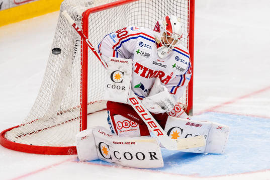 Timrås målvakt Adam Ohre