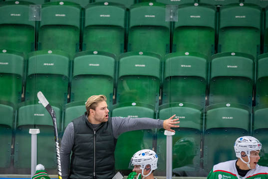 Rögles Assisterande tränare Jonas Elofsson