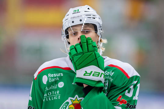 Rögles Hampus Karlsson  deppar