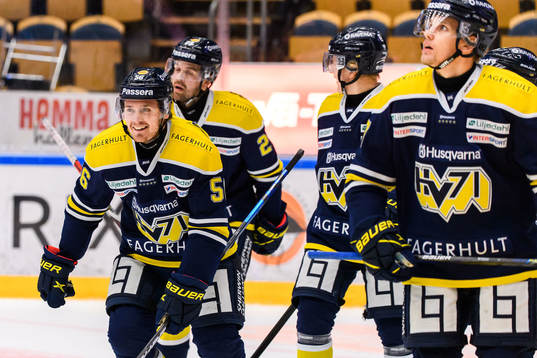 s Fredrik Forsberg jublar
