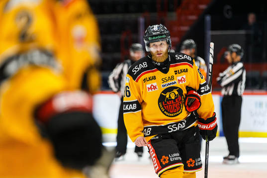 Luleås Linus Klasen deppar