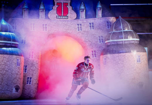 Örebros Filip Barklund gör entre ut Örebro slott