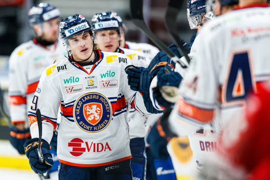 Växjös Pontus Holmberg jublar