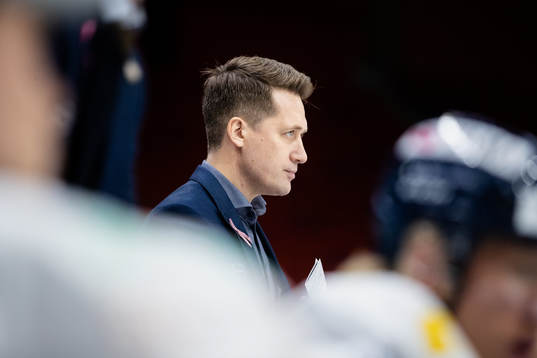 Växjös tränare Sam Hallam