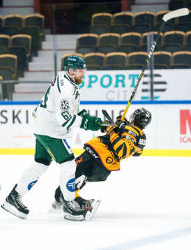 Färjestads Vojtech Mozik och Skellefteås Jacob Olofsson
