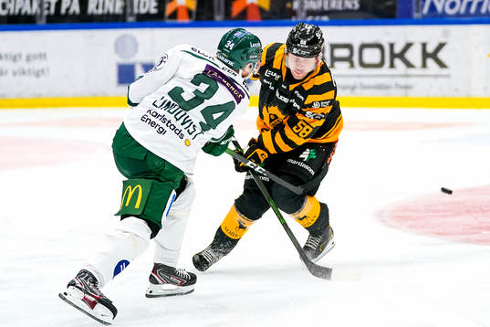 Färjestads Michael Lindqvist och Skellefteås Oskar Nilsson