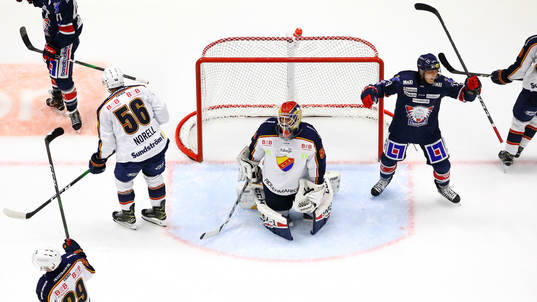 Linköpings Patrik Lundh jublar