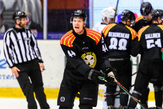 Brynäs Nicklas Danielsson reagerar