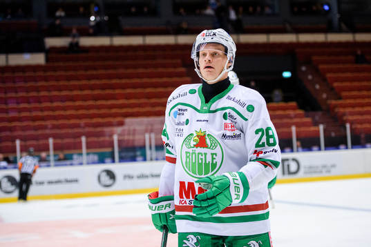 Rögles Anton Bengtsson jublar