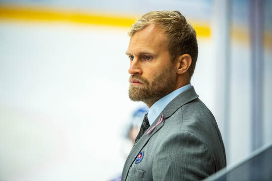 Oskarshamns assisternade tränare Mathias Tjärnqvist