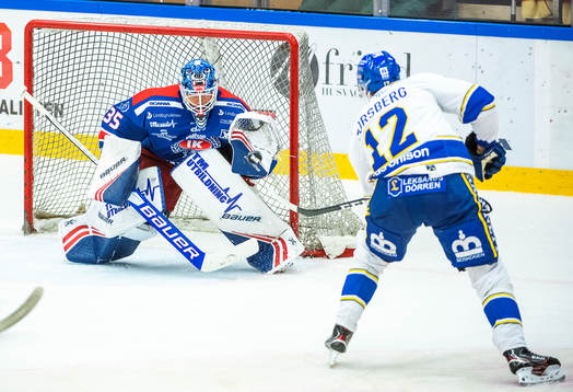 Oskarshamns målvakt Joe Cannata och Leksands Fredrik