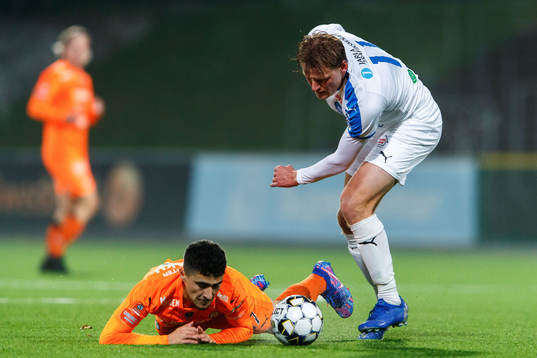 AFC Eskilstunas Ismet Lushaku och Akropolis Victor