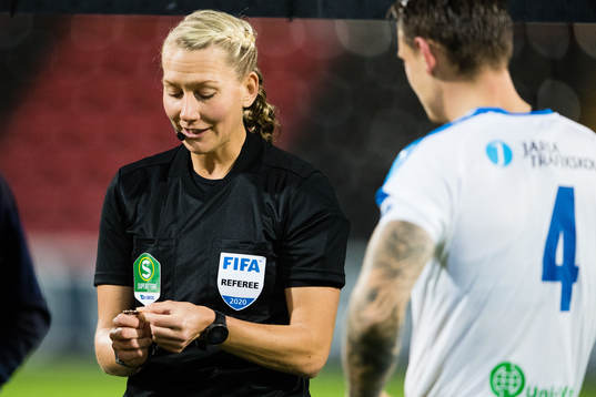 Domare Tess Olofsson