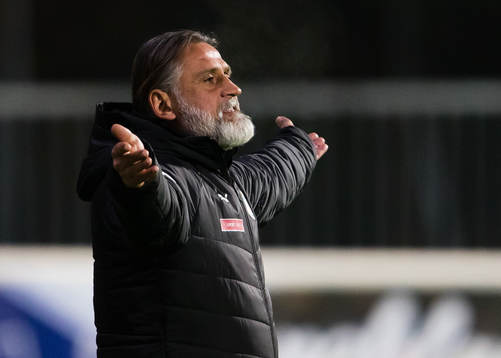 AFC Eskilstunas tränare Özcan Melkemichel