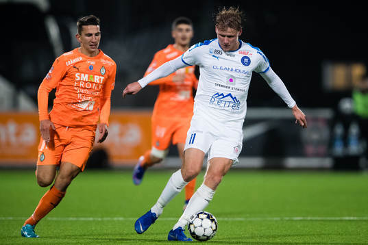 AFC Eskilstunas Adnan Kojic och Akropolis Victor