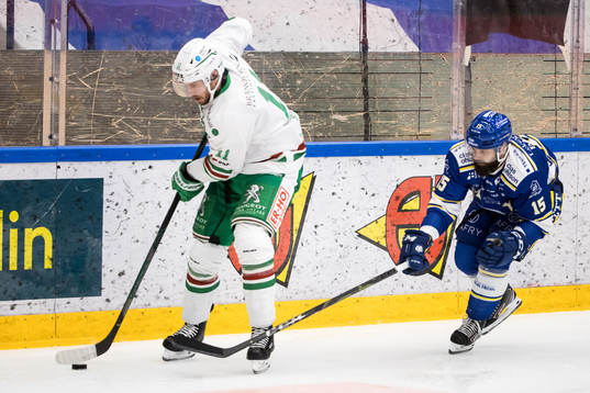 Rögles Mattias Sjögren och Leksands Otto Paajanen