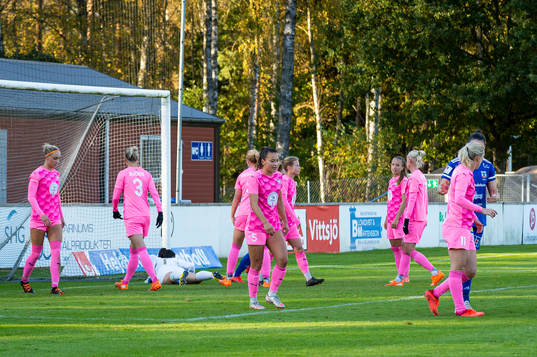 Rosengårds Sanne Troelsgaard, och Alexandra Lowe Riley