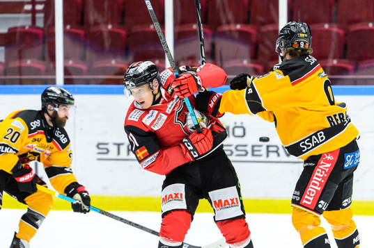 Malmö Redhawks Jan-Mikael Järvinen och Luleås Victor