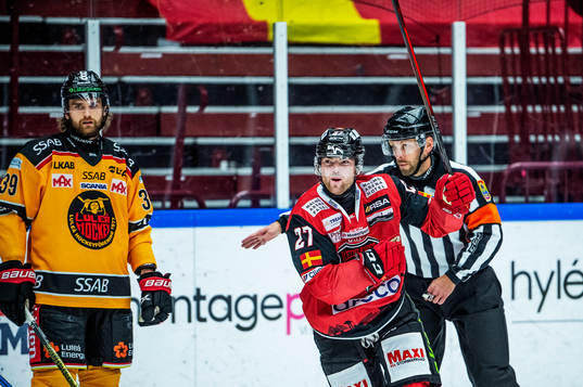 Malmö Redhawks Pontus Westerholm jublar