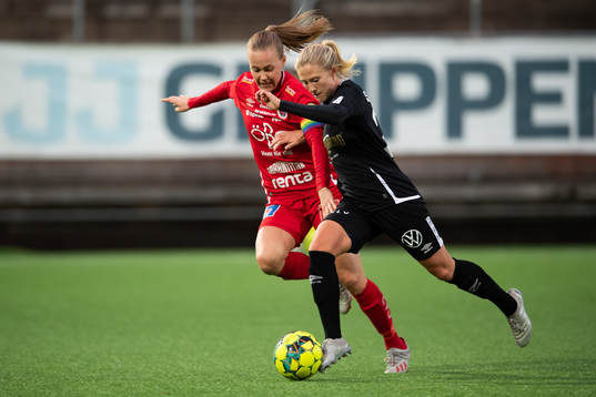 och Örebros Ida Adamsson och Göteborgs Rebecka Blomqvist