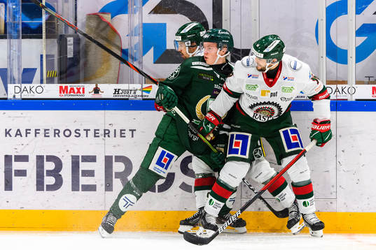 Färjestads Linus Johnsson och Frölundas Stefan Elliot