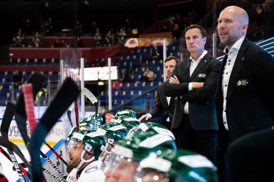 Frölundas tränare Roger Rönnberg deppar
