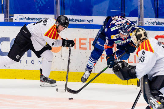Brynäs Niclas Andersén och Växjös Richard Gynge