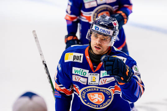 Växjös Emil Pettersson jublar