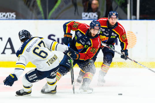 s Christoffer Törngren och Djurgårdens Robin Norell