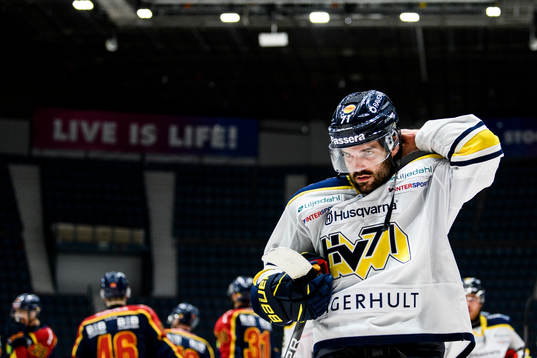 s Linus Fröberg deppar