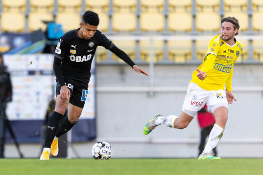 Örebros Romain Gall och Falkenbergs Axel Norén
