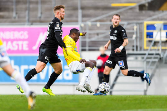 Örebros Ida Adamsson och Falkenbergs Nsima Peter