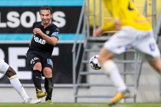 Örebros Nordin Gerzic