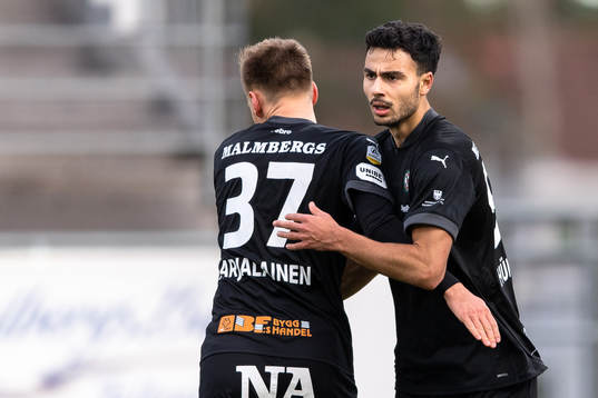 Örebros Deniz Hümmet