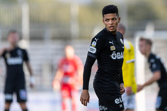 Örebros Romain Gall