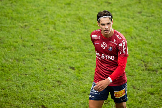Örgrytes Kevin Ackermann deppar i halvtid av