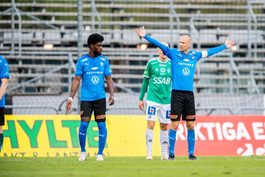 Halmstads Andreas Johansson reagerar