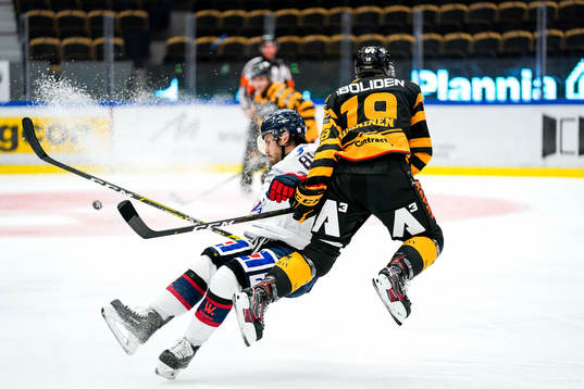 Linköpings Oula Palve och Skellefteås Tuomas Kiiskinen