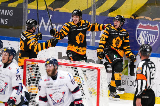 Skellefteås Andreas Wingerli, Jonatan Berggren och Jesper