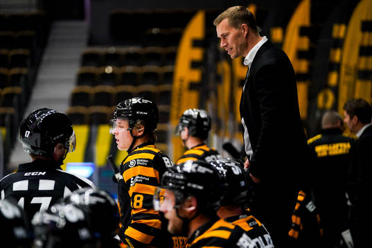 Skellefteås tränare Andreas Falk