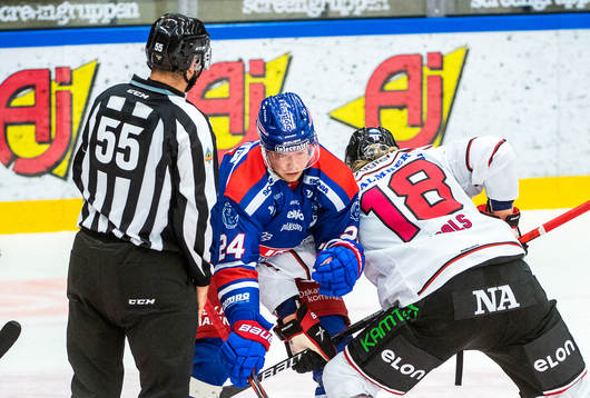 Oskarshamns Kim Strömberg och Örebros Rodrigo Abols