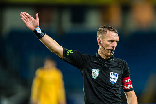 Kai Erik Steen, referee