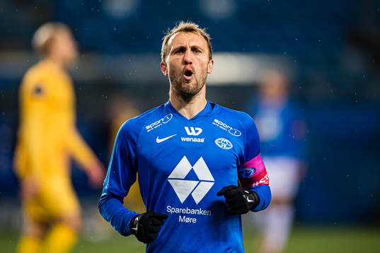 Magnus Wolff Eikrem of Molde celebrates