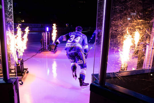 Leksands Peter Cehlarik gör entre